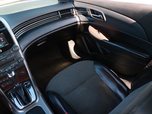 Used 2013 Chevrolet Malibu LT FWD image 20