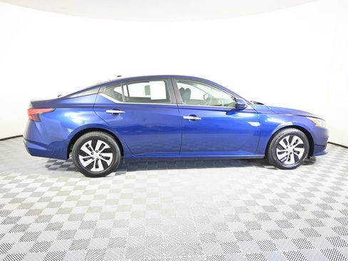 Used 2019 Nissan Altima 2.5 S FWD image 7