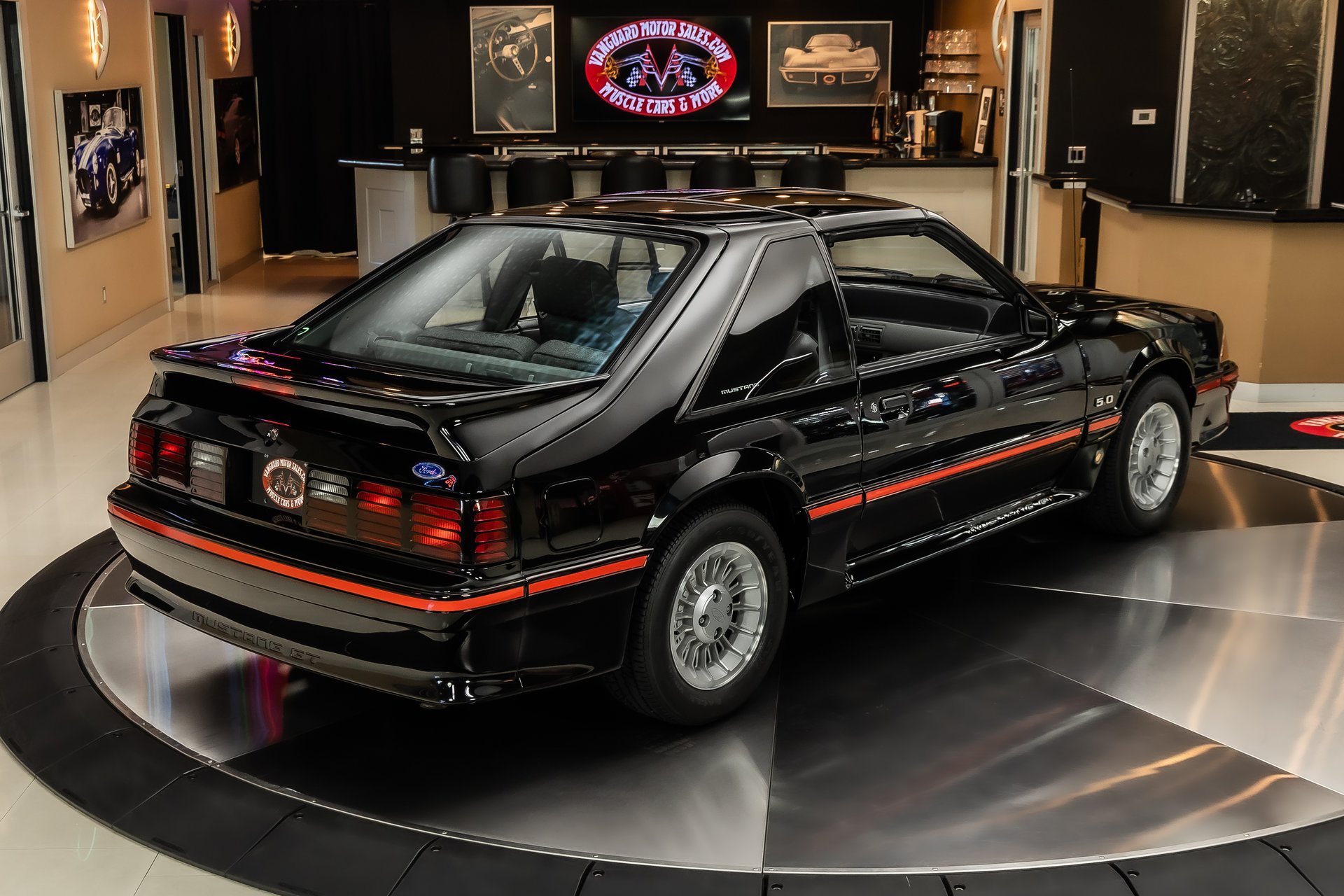 Used 1987 Ford Mustang GT RWD image 15