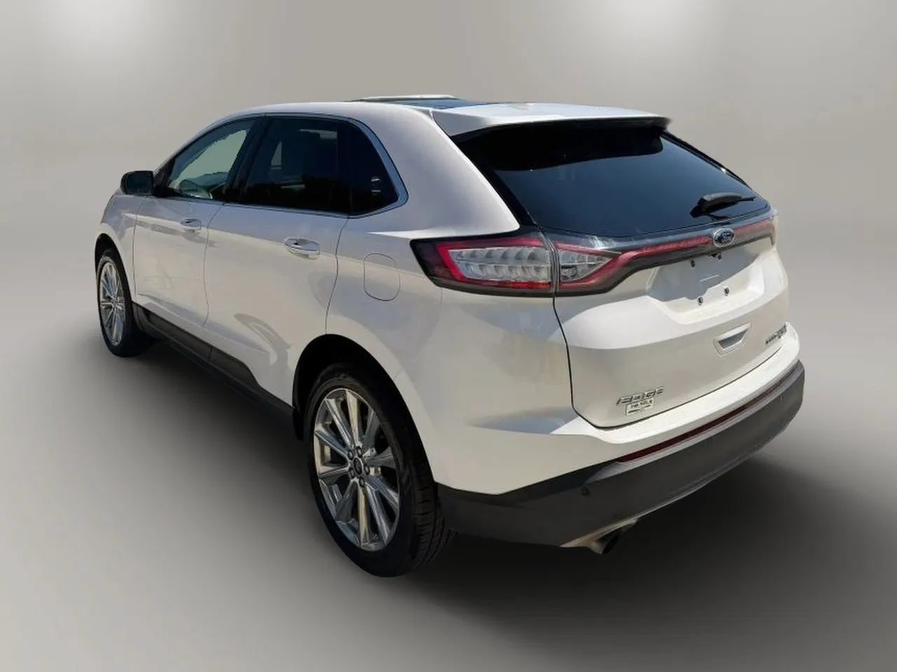 Used 2017 Ford Edge Titanium w/ Equipment Group 301A AWD/4WD image 5