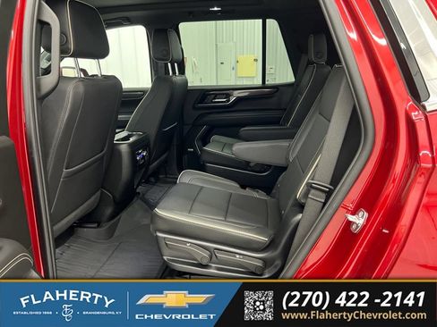 Used 2025 GMC Yukon Elevation w/ LPO, Floor Liner Package AWD/4WD image 11