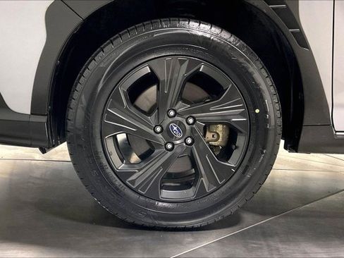 Used 2024 Subaru Crosstrek 2.0i AWD/4WD image 9