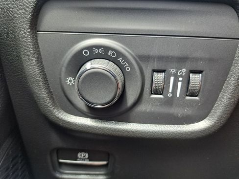 New 2026 Jeep Grand Cherokee Laredo RWD image 14