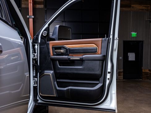 Used 2024 RAM 2500 Limited w/ Safety Group image 36