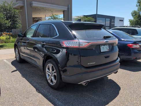 Used 2016 Ford Edge Titanium w/ Technology Package AWD/4WD image 2