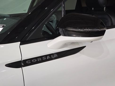 New 2026 Lincoln Corsair Premiere image 13