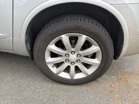 Used 2015 Buick Enclave Premium FWD image 8