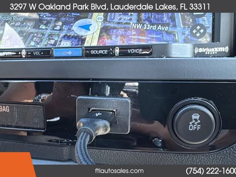 Used 2008 Saturn Sky Red Line image 61