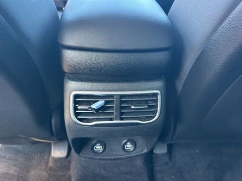 Used 2021 Hyundai Santa Fe SEL FWD image 7