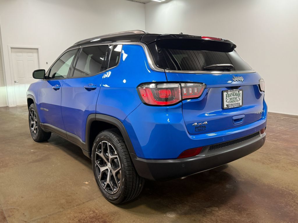Used 2024 Jeep Compass Limited AWD/4WD image 35