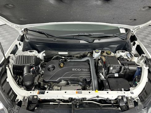 Used 2018 Chevrolet Equinox LT w/ Sun & Infotainment Package image 33