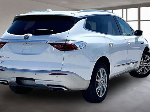 Used 2023 Buick Enclave Essence w/ Experience Buick Package AWD/4WD image 3