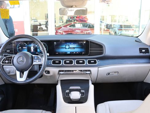 Used 2020 Mercedes-Benz GLE 350 4MATIC image 17