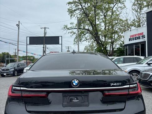 Used 2022 BMW 740i RWD image 6