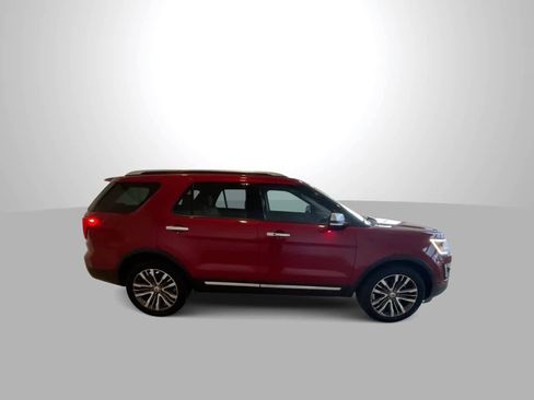 Used 2016 Ford Explorer Platinum image 9