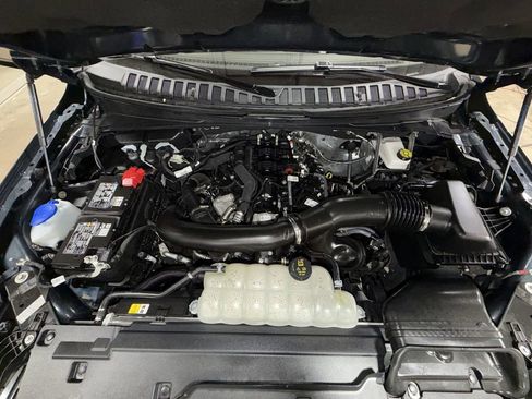 Certified 2025 Lincoln Navigator L Reserve image 18