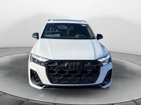 New 2026 Audi SQ7 Prestige image 2