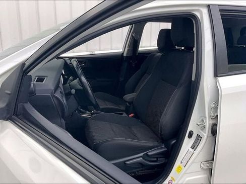Used 2018 Toyota Corolla iM w/ All-Weather Mat Package FWD image 8