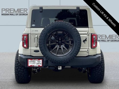 Used 2025 Ford Bronco Outer Banks AWD/4WD image 6