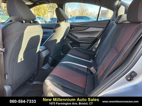 Used 2022 Subaru Impreza 2.0i Sport image 17