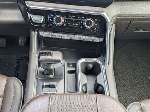 Used 2024 GMC Sierra 1500 Denali w/ Denali Reserve Package AWD/4WD image 19