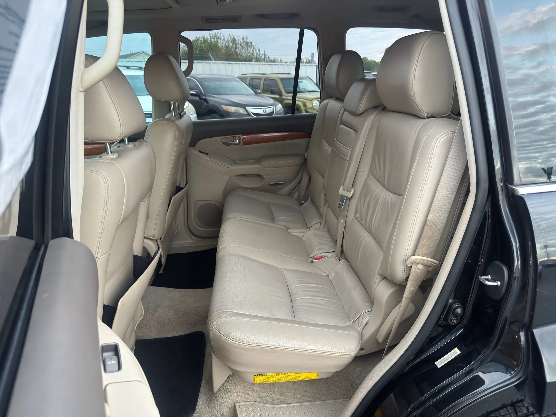 Used 2004 Lexus GX 470 AWD/4WD image 16