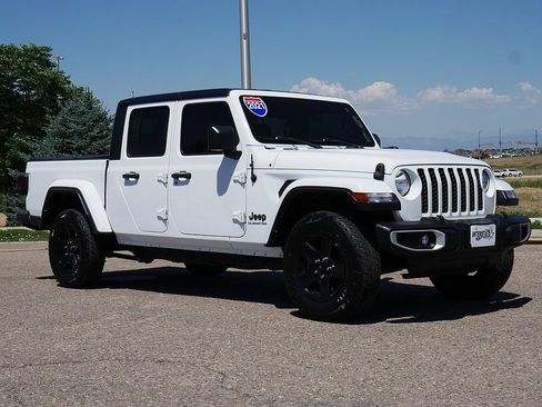 Used 2021 Jeep Gladiator Sport AWD/4WD image 7