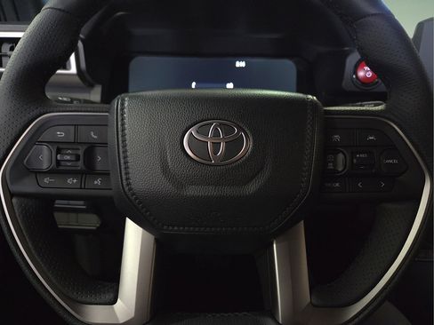 New 2026 Toyota 4Runner TRD Off-Road AWD/4WD image 25