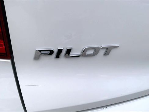 Used 2016 Honda Pilot EX-L image 10