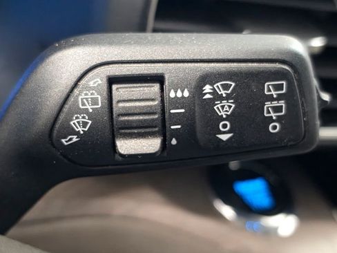 Used 2023 Ford Explorer Platinum w/ Technology Package AWD/4WD image 35