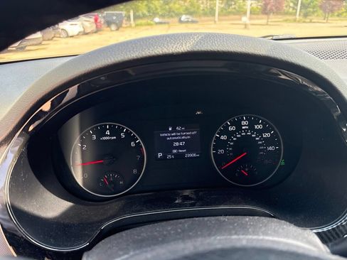 Used 2023 Kia Seltos S w/ Navigation Package AWD/4WD image 14