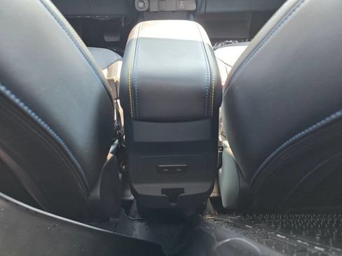 Used 2025 Ford Maverick Lobo AWD/4WD image 34