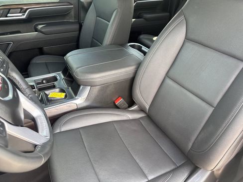 Used 2025 GMC Sierra 1500 SLT w/ SLT Premium Package AWD/4WD image 11