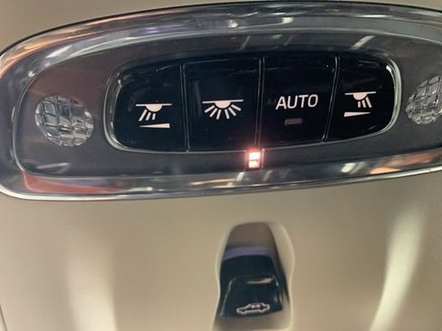 Used 2022 Volvo XC90 T5 Momentum w/ Advanced Package image 25