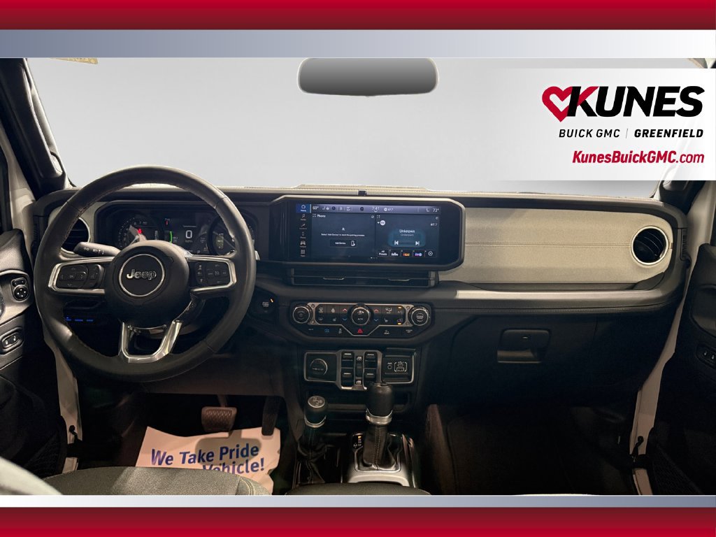 Used 2024 Jeep Wrangler Unlimited Sahara AWD/4WD image 24