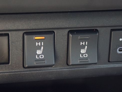 Used 2023 Toyota Corolla Cross AWD Hybrid image 8