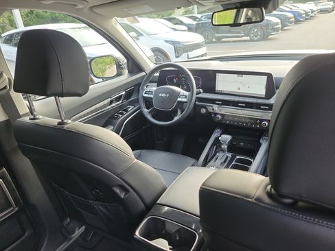 Certified 2024 Kia Telluride EX AWD/4WD image 13