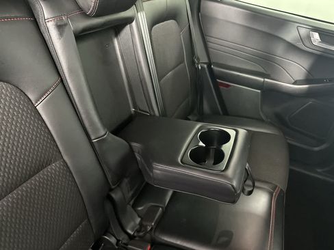 Used 2025 Ford Escape ST-Line FWD image 24