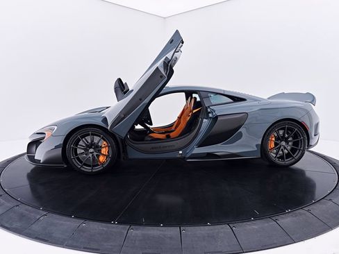 Used 2016 McLaren 675LT Coupe RWD image 29