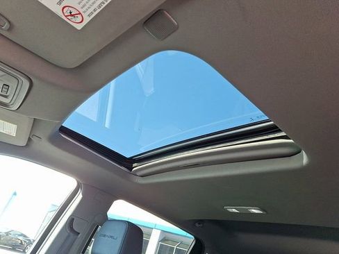 Used 2022 GMC Sierra 2500 Denali AWD/4WD image 32