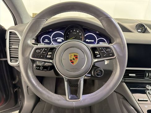 Used 2021 Porsche Cayenne E-Hybrid AWD/4WD image 18