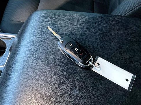 Used 2018 Ford F150 XL w/ Equipment Group 101A Mid image 12