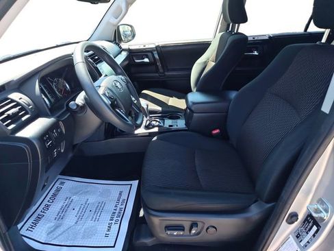 Used 2024 Toyota 4Runner TRD Off-Road AWD/4WD image 9
