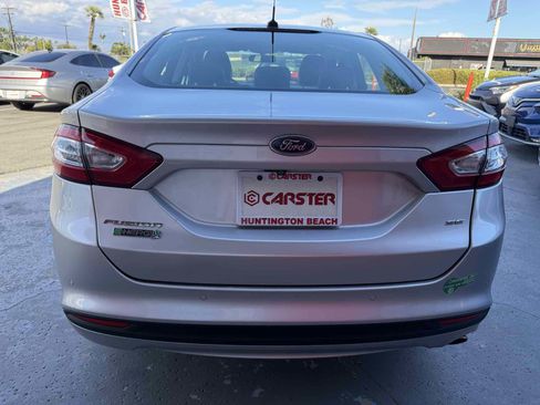 Used 2015 Ford Fusion Energi SE FWD image 4