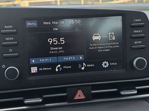 Certified 2024 Hyundai Elantra SE image 20