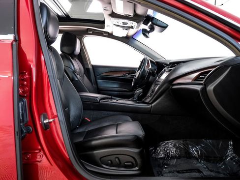 Used 2018 Cadillac CTS Luxury image 31