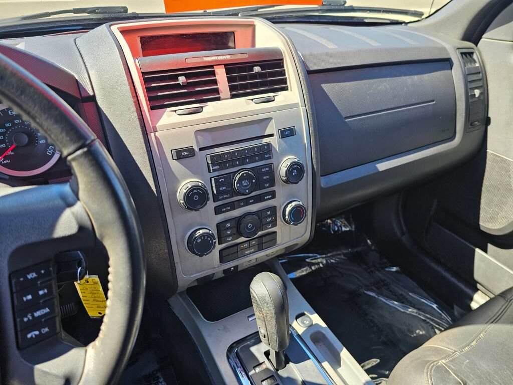 Used 2010 Ford Escape XLT AWD/4WD image 29
