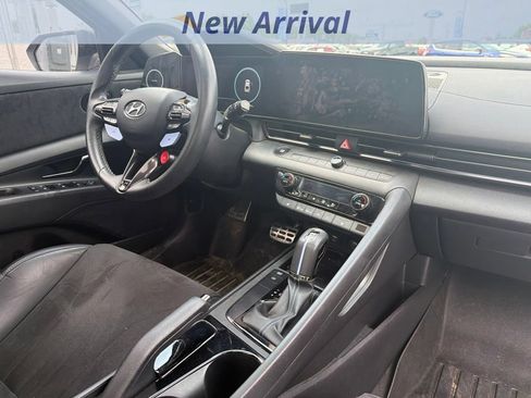 Used 2023 Hyundai Elantra N FWD image 3