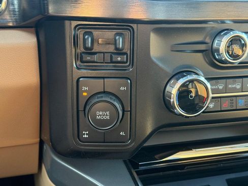 New 2026 Ford F250 Lariat w/ Lariat Ultimate Package AWD/4WD image 15