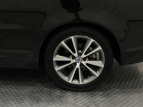 Used 2013 Volvo C70 T5 image 32